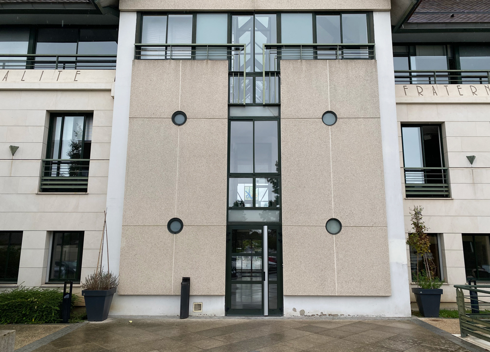 entree arriere mairie